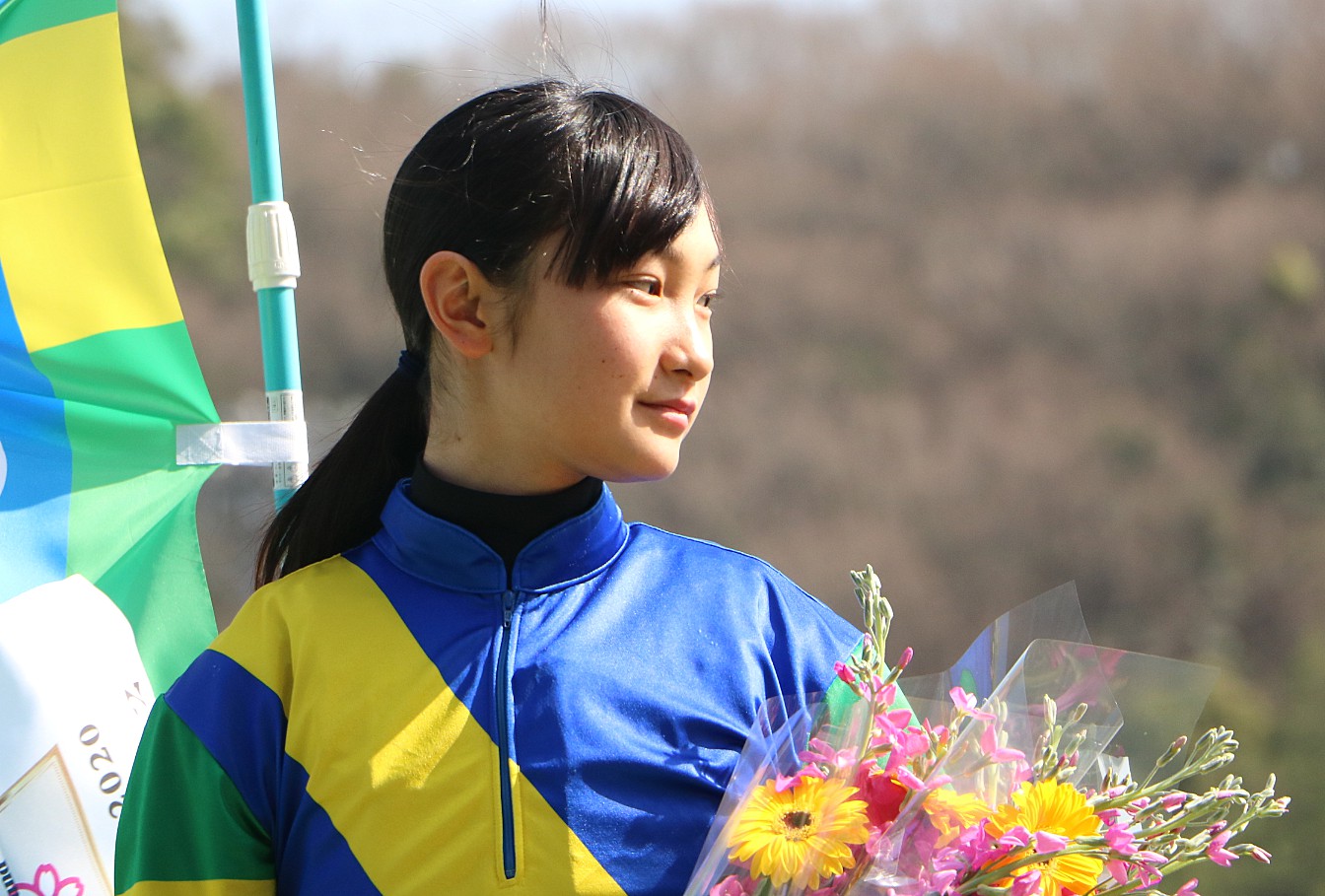 関本玲花 始球式 シリアル 50枚限定 カード 2025年最新】関本玲花の人気アイテム - メルカリ