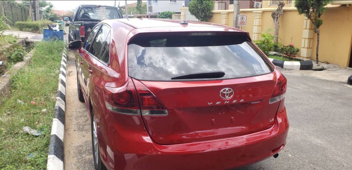 tat_autos's tweet photo. DEALS! DEALS!! DEALS!!!📣📣📣
.
.
.
Brand: Toyota
Model: Venza (Red)
Year: 2014
Transmission: Automatic 
Condition: Foreign Used, Super neat (Interior/Exterior), Factory AC, Low mileage, Power Windows &amp; Lock, 100% OK! 
DM TO CLAIM!!!📩 https://t.co/P16VX4k2cC