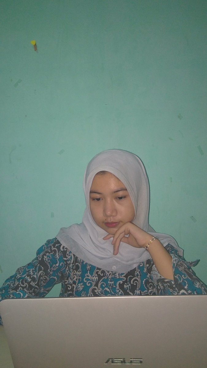 slsblmhrn's tweet photo. SELESAI GAISeuwuwu😵 https://t.co/ybHFzQhoyj