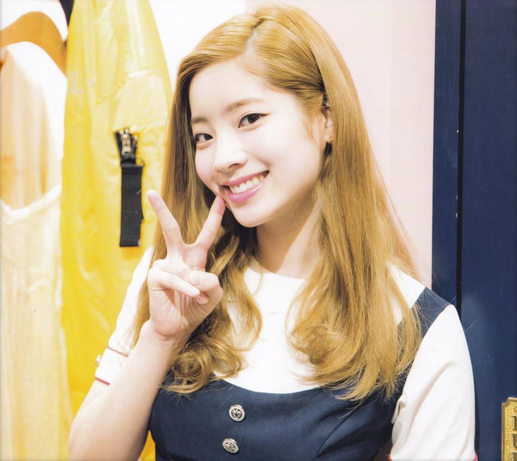 dahyunpie's tweet photo. i'll not forget jjiritt jjiritt
@JYPETWICE
#Signal3rdYear
#3YearsWithSIGNAL https://t.co/NNylO0SNih