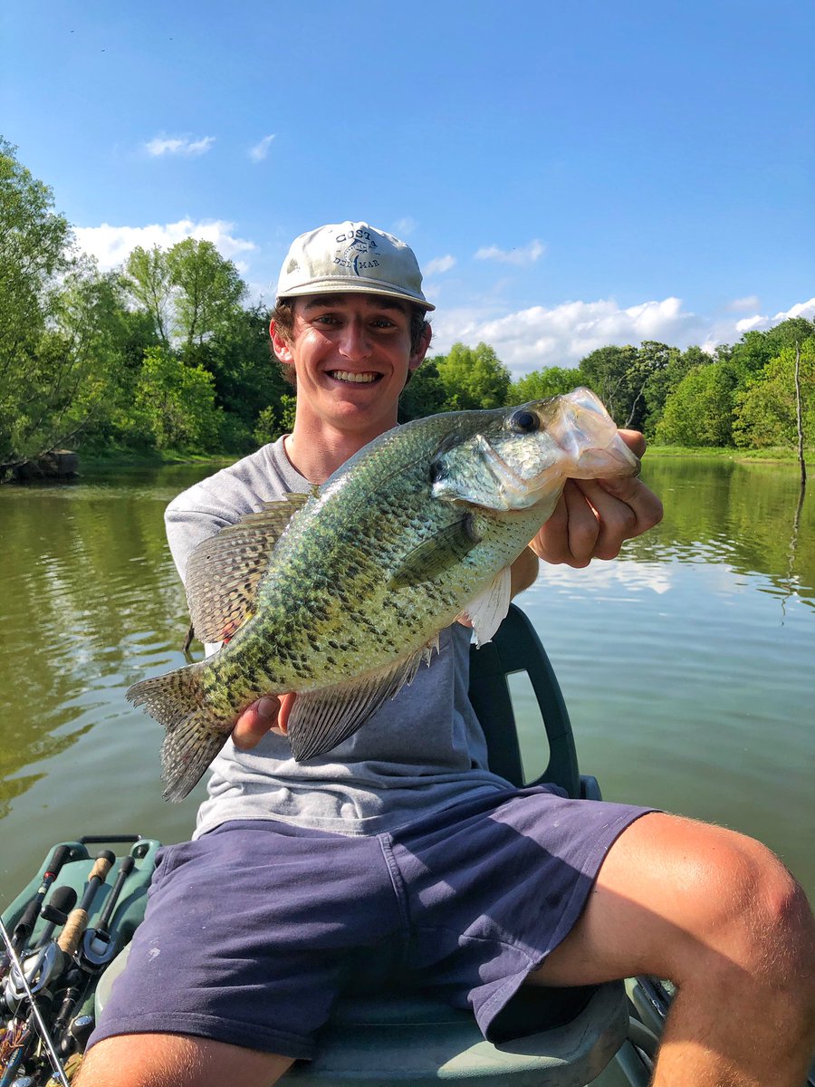 Walker_WFish's tweet photo. Easily went into the triple digits between bass and crappie the last 2 days on the farm pond, these being the biggest of each. Which one would you rather catch?🤠 (the crappie went 14 3/4” and was a tad under 2lbs🤘🏼 https://t.co/HSESzlnG4k
