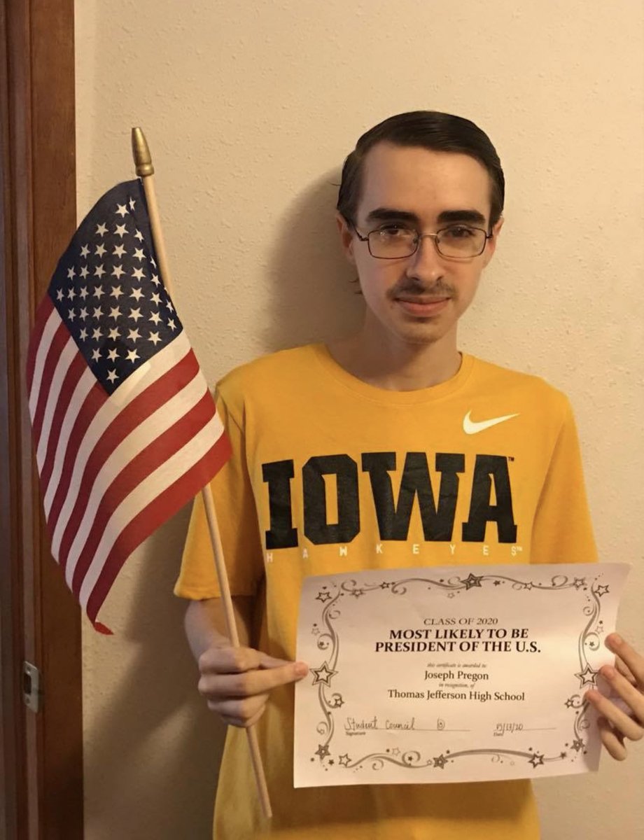 JHS_Classof2020's tweet photo. Most likely to become president of the United States 🎓❤️🇺🇸 https://t.co/HUpf1lDfK1