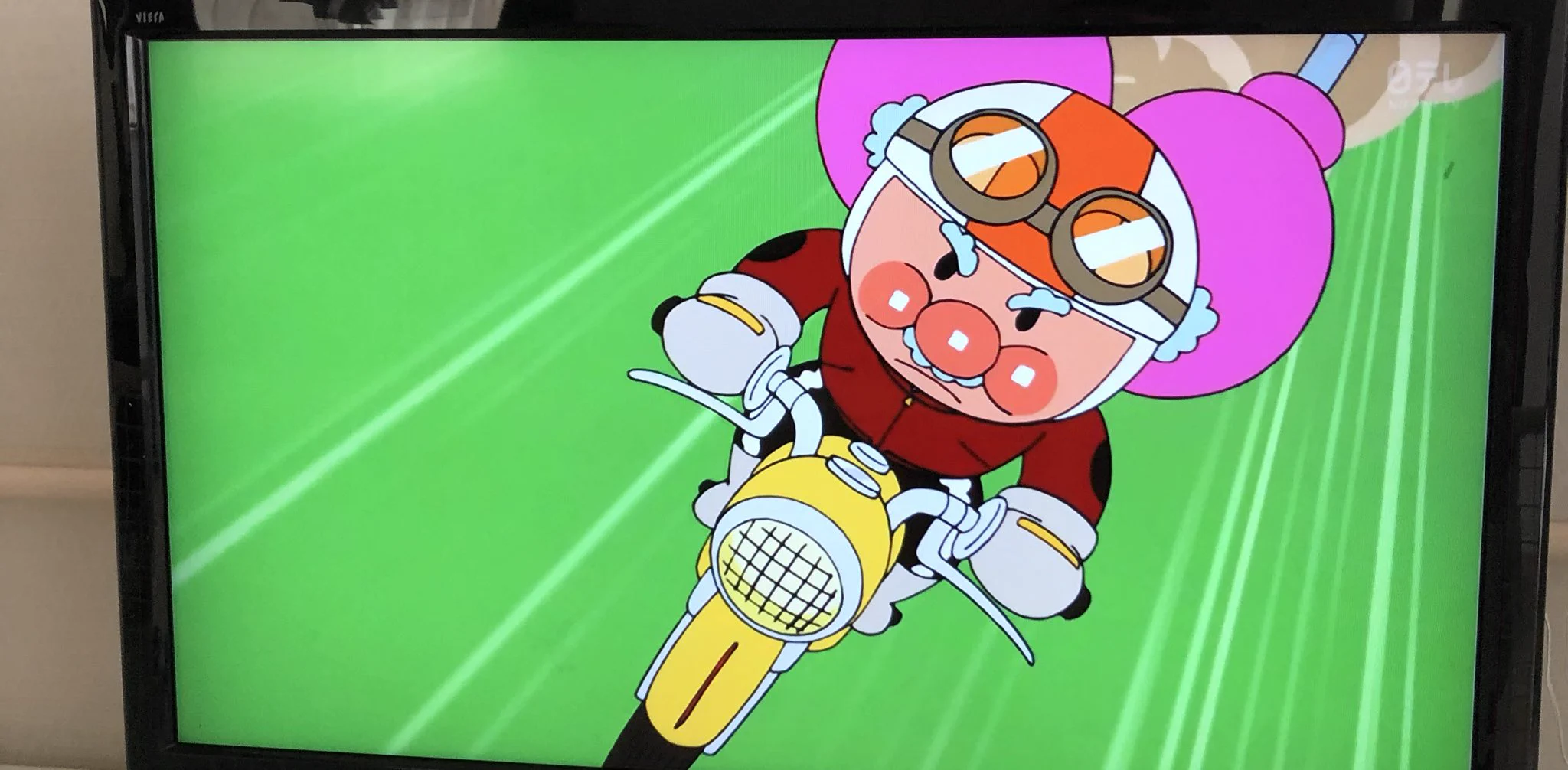 実はちょいワルおやじ？オフ日のジャムおじさんがファンキー過ぎるw