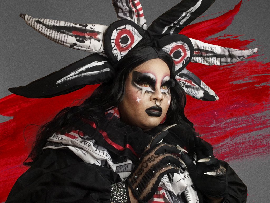 yayoibowery's tweet photo. Yo quiero un monstruo que sea mi amigo. #drag #dragqueen #clubkid #monsterdrag https://t.co/XSwwmfhJe9
