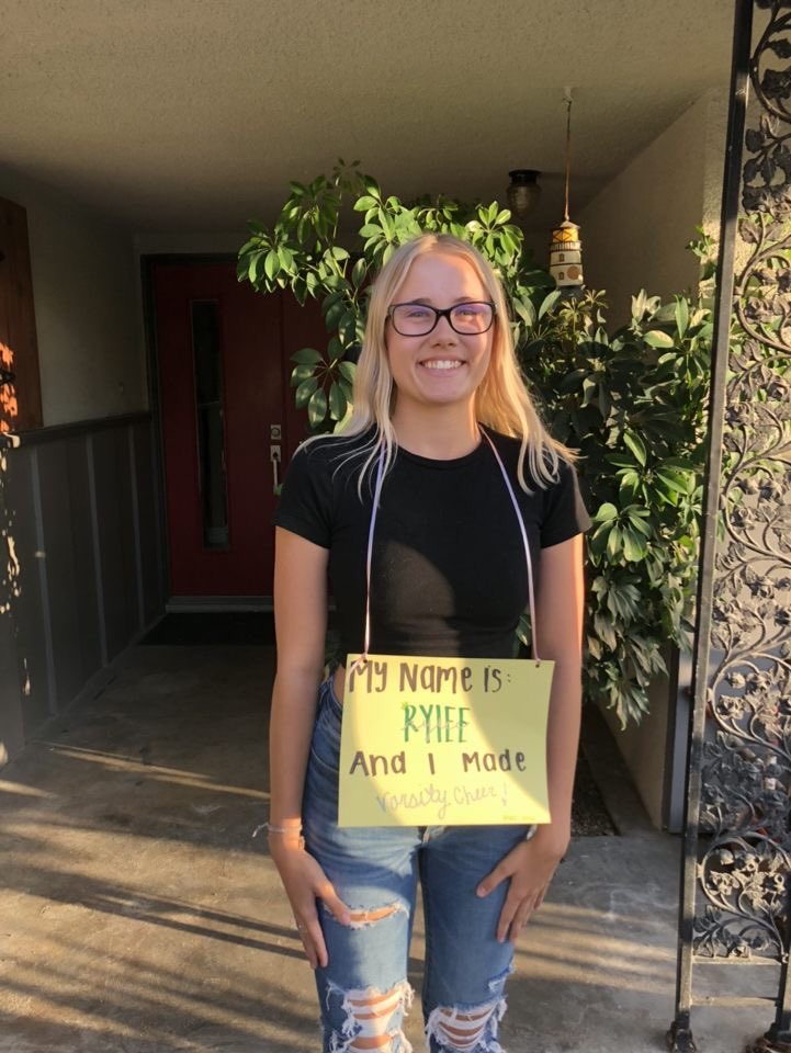 Congrats to Rylee for making Varsity Cheer!💙