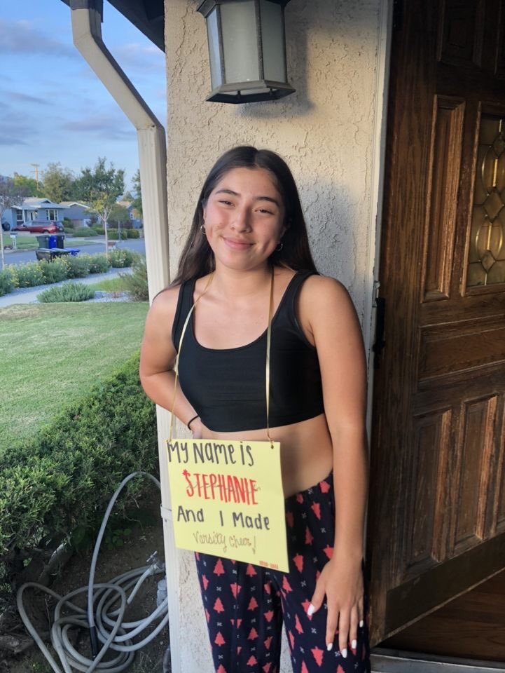 Congrats to returner Stephanie for making Varsity Cheer!💙
