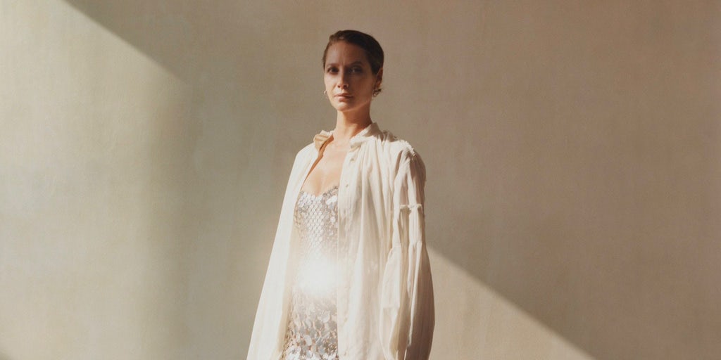 The Problem With the Online Luxury Model businessoffashion.com/articles/profe… via <a href="/BoF/">The Business of Fashion</a> #style #fashion