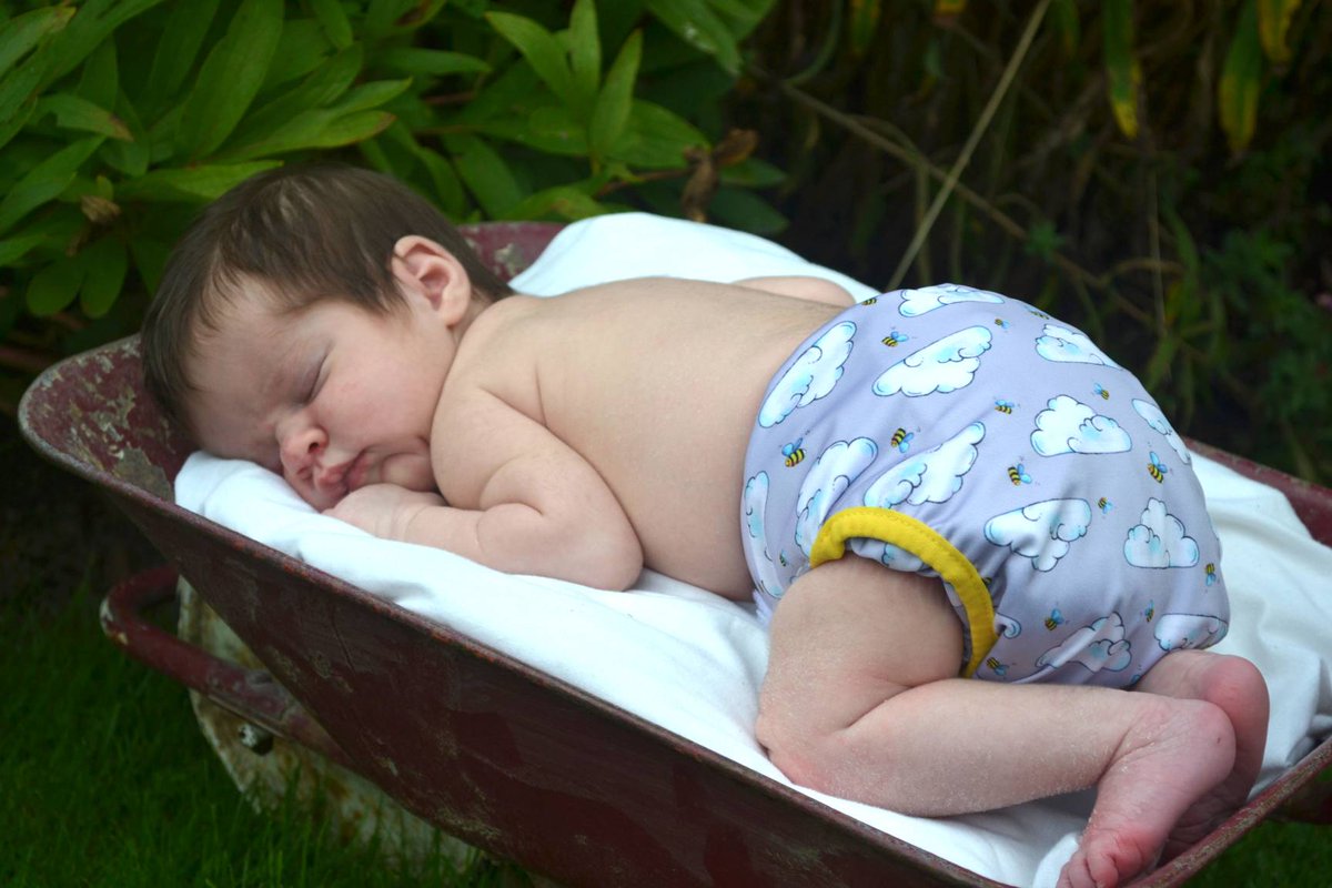 babipur's tweet photo. Want to get your hands on one of these super cute #TickleTots busy bee's print nappy?

Head on over to our Facebook group Babipur Hangout 
https://t.co/6XEXYOzizE

There's a weekly flash fluff nappy giveaway with a different prize each week!

#makeclothmainstream
#lovebabipur https://t.co/1Q237mq0eJ