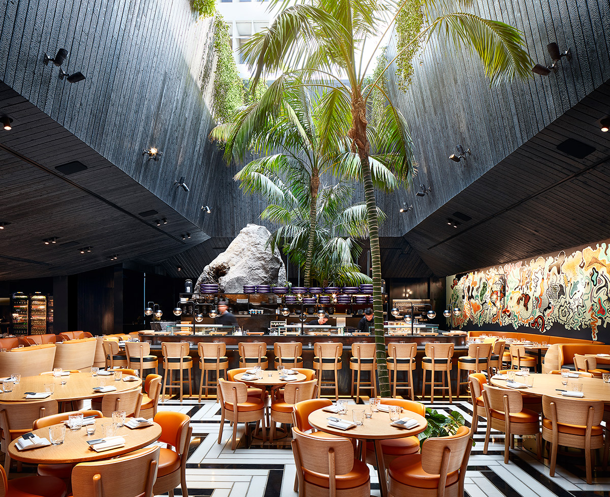 The #Miami site would not be a #chottomatte without dynamic #interventions - hyper fluorescent #artworks, overscaled monochrome #graphic floor #tiles and gigantic rocks with their pops of #colour

#restaurantdesign #bardesign #hospitalitydesign #interiordesign #restaurant #design