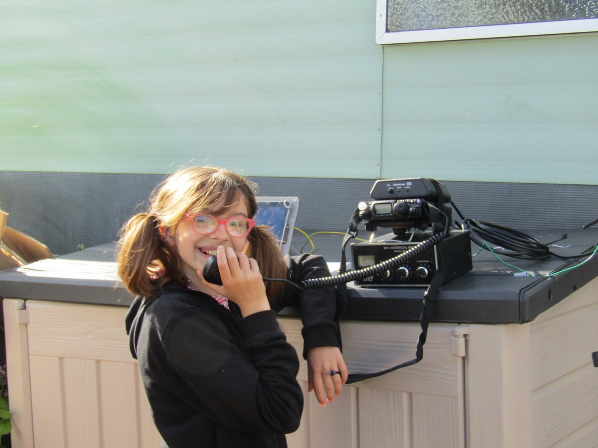Kernow Learning Multi Academy Trust (@kernow_learning) on Twitter photo 11-year-old Anne-Marie, a pupil from <a href="/LeedstownS/">Leedstown School</a> set up transmissions with the Cornish Amateur Radio Club at the start of lock-down and has been helping to keep people connected ever since. To read about her amazing achievement please visit - kernowlearning.co.uk/web/news_and_eโฆ 11-year-old Anne-Marie, a pupil from <a href="/LeedstownS/">Leedstown School</a> set up transmissions with the Cornish Amateur Radio Club at the start of lock-down and has been helping to keep people connected ever since. To read about her amazing achievement please visit - kernowlearning.co.uk/web/news_and_eโฆ