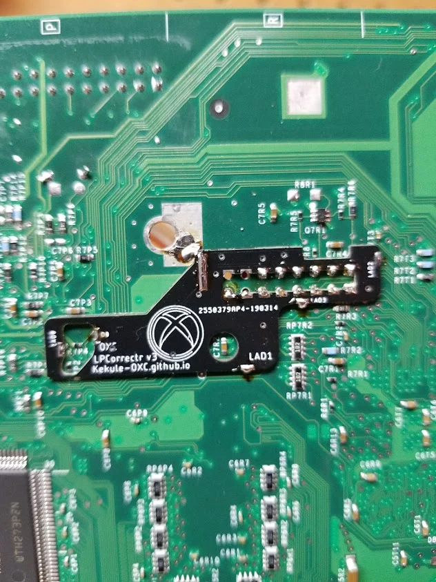 EmSixTeen's tweet photo. Anyone know where I can actually buy an LPC rebuild board or two that can deliver to/is in Europe? Have a 1.6 Xbox here, want the neatness but preferably without paying an arm and a leg? #xbox #xboxmodding #originalxbox #retrogaming #retroconsole #modding #jtag https://t.co/y5vHsWKHCZ