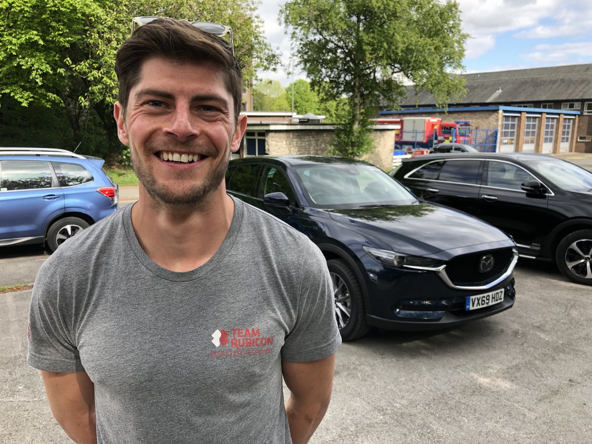 Missionmotorspt's tweet photo. 4,300 miles travelled in a single day by a MM veteran team deploying a fleet of cars in support of @TeamRubiconUK across the UK. 
We are leaning in to do all that we can to help in the national fight against COVID-19, and collaboration with others is the cornerstone of our work. https://t.co/Uoc8Znzzt7