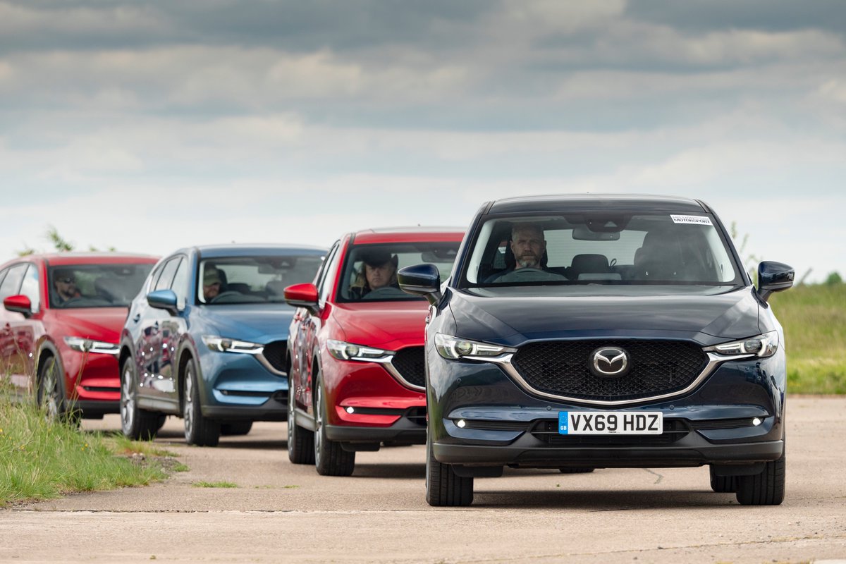 Missionmotorspt's tweet photo. 4,300 miles travelled in a single day by a MM veteran team deploying a fleet of cars in support of @TeamRubiconUK across the UK. 
We are leaning in to do all that we can to help in the national fight against COVID-19, and collaboration with others is the cornerstone of our work. https://t.co/Uoc8Znzzt7