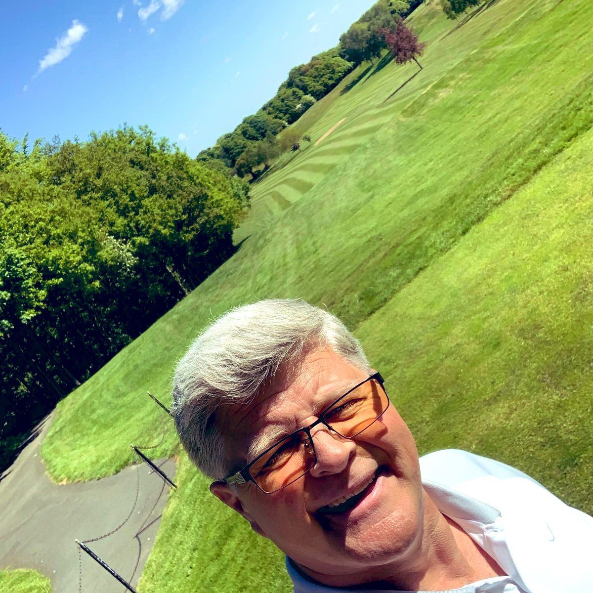 SteveAbbotts1's tweet photo. Great to get back out on the course yesterday, great weather, @WortleyGolfClub , well done all at the club for the great organisation 👏🏼 mixed results but lots to be optimistic about 😁 @PlayMore_Golf https://t.co/IbczSdV2lg