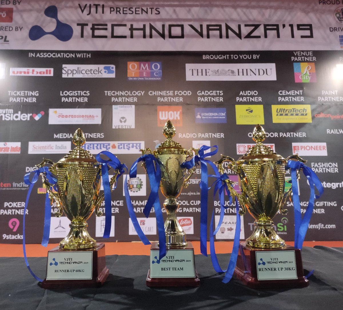 visionbotz's tweet photo. #Technovanza_19 #BestTeam #Runners #BothCategory #30kg #Sikandar #60kg #Vyper #Vertical https://t.co/KK4TQE17z8