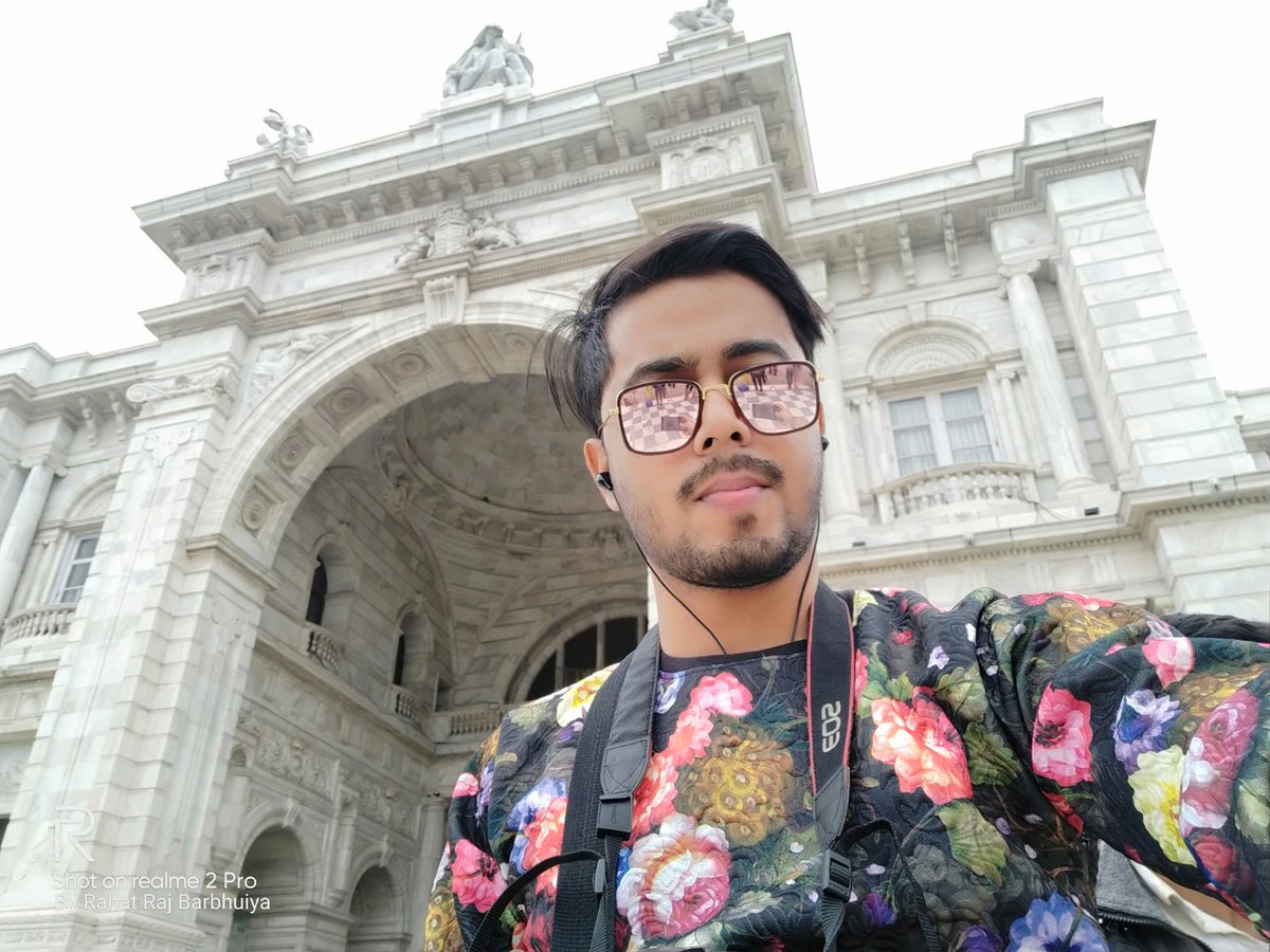 BarbhuiyaRahat's tweet photo. All about #Kolkata tour. I Went Westbengal at 1st January 2020, for my official work and also little bit for tour. I have also visited #VictoriaMemorial. Its a memorable place for #QueenVictoria. #Blog1 #kolkatatour https://t.co/hxomnPVDGR