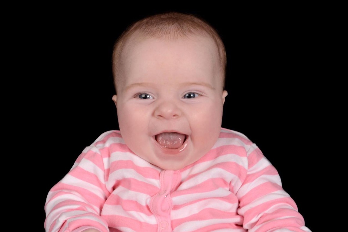 TheDermotWhelan's tweet photo. Here's little baby Livie who needs a life saving drug. Please donate 😄 https://t.co/MLJ6sPFUcp @TodayFM https://t.co/cyf2zupBGu