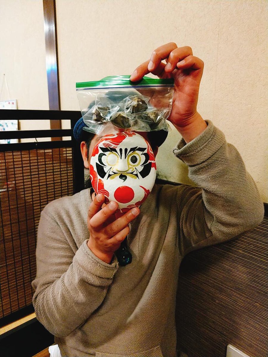 CGERONE's tweet photo. 高知の四万十市にて愛知の橋の下音楽祭で購入頂いた達磨と再会
偶然は有難い https://t.co/YZEy95rbxI