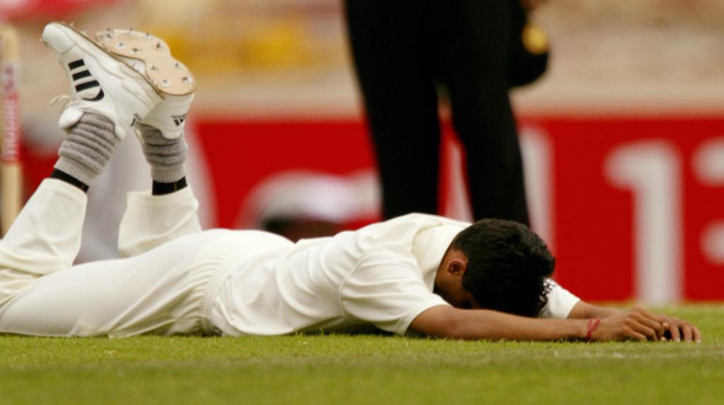 WCW_India's tweet photo. 👉I have 235 international wickets.
👉I was part of the 2011 cricket World Cup winning team.

Who am I? https://t.co/AH0pzMiasp