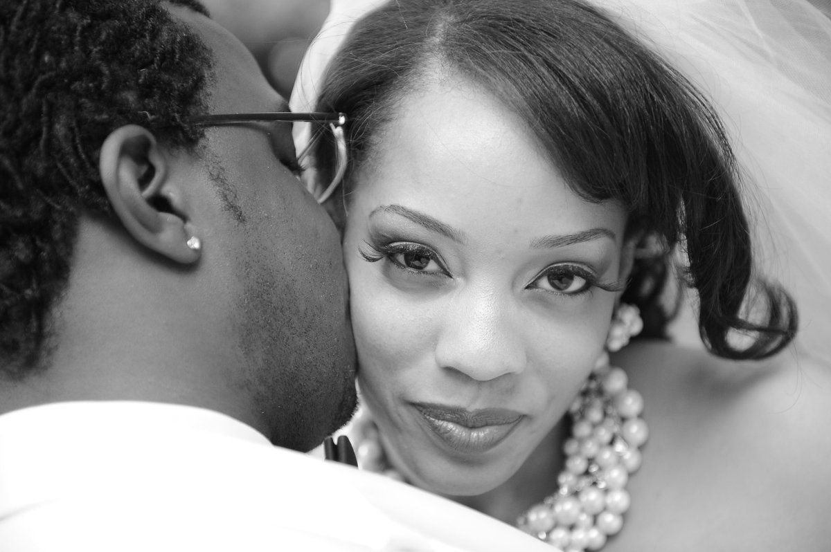 KPooleMD's tweet photo. After our first 1:1 conversation I knew that I would either marry her or someone exactly like her. In my wife God has provided me with the perfect life partner & friend. As we celebrate our anniversary I remain forever grateful. #perfect10 #prototype #everythingandbeyond #17and7 https://t.co/mqmLE5zmuQ