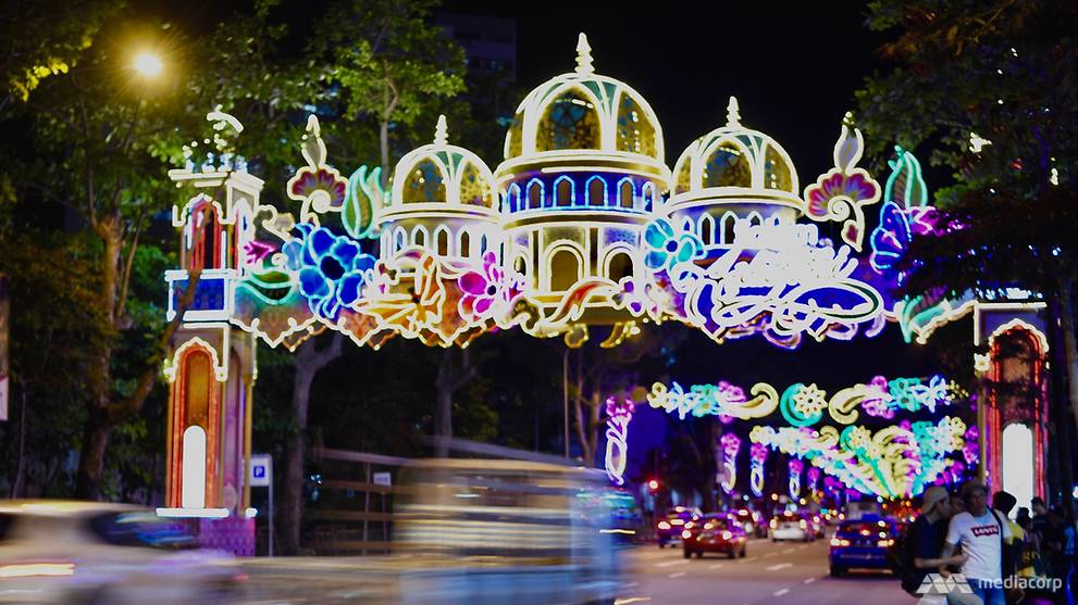 ChannelNewsAsia's tweet image. Muslims should avoid Hari Raya visits due to COVID-19 restrictions, religious activities to move online: MUIS cna.asia/2zzTPOF