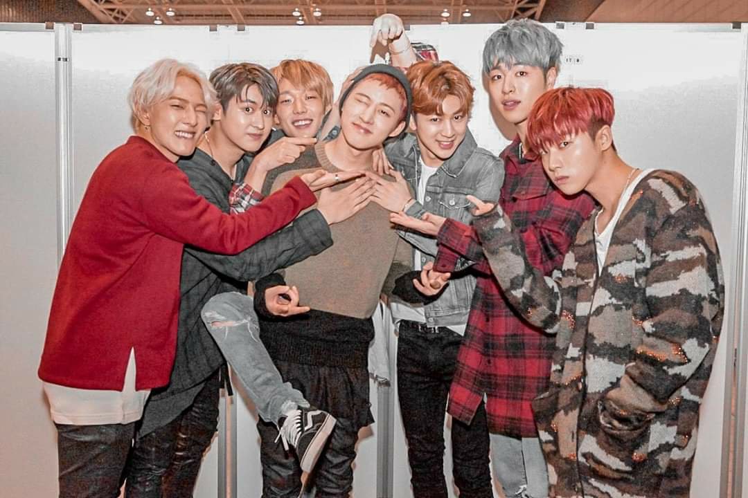Leechanuu's tweet photo. @BBMAsChart @BTS_twt @weareoneEXO @NCTsmtown_DREAM @YG_iKONIC #iKON #BBChart50
#iKON #BBChart50
#iKON #BBChart50
@YG_iKONIC https://t.co/88RiEsB6Gv