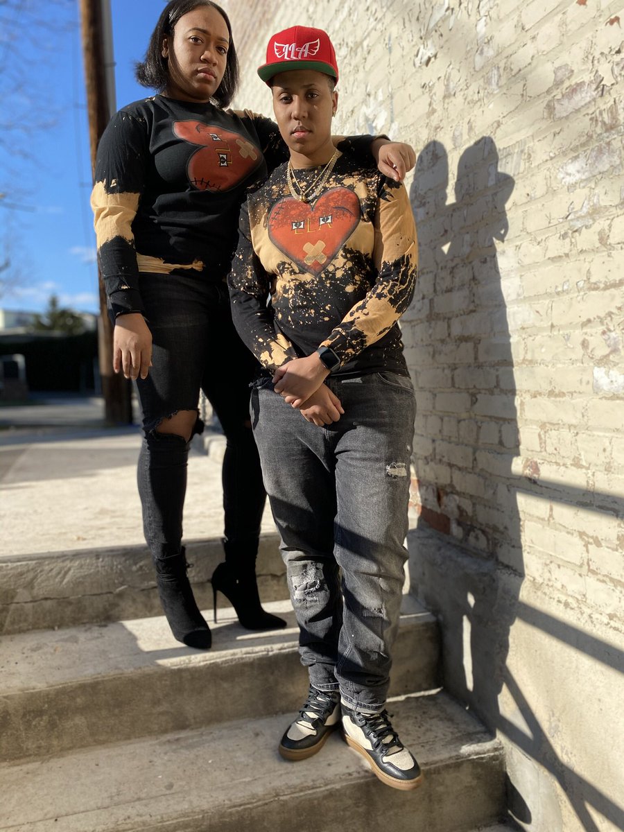 VivreLaVieCo's tweet photo. #shoplla #livinglifeapparel #lla #handbleched #red #gold #longsleeveshirt #unisexapparel #cotton #brokensoulCollection #heart #streetwear #urban https://t.co/Y6y5JMvqMf