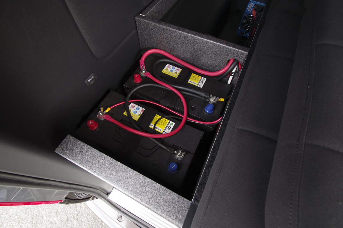オグショー No Twitter 車中泊をより快適に過ごしていただける電装システムの施工も多数行っております サブバッテリー インバーター Ffヒーターなど何をつければいいかわからない という方もお気軽にご相談ください 電装システム サブバッテリー オグショー No Twitter 車中泊をより快適に過ごしていただける電装システムの施工も多数行っております サブバッテリー インバーター Ffヒーターなど何をつければいいかわからない という方もお気軽にご相談ください 電装システム サブバッテリー