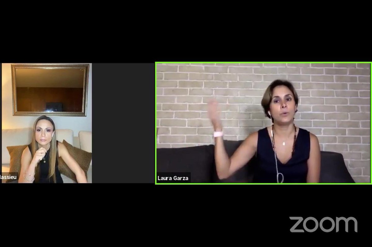 anapatam_mx's tweet photo. Gran programa el de ayer, muy buen contenido, excelentes comentarios y sobre todo muy divertido! Adoro rodearme de mujeres brillantes, éxitosas e inspiradoras. Muchas Gracias por la entrevista @MoniqueMQ y @lauragarza Mi cariño y admiración #TheWhiteTable @MmoodTv https://t.co/AUXfYSoJsG
