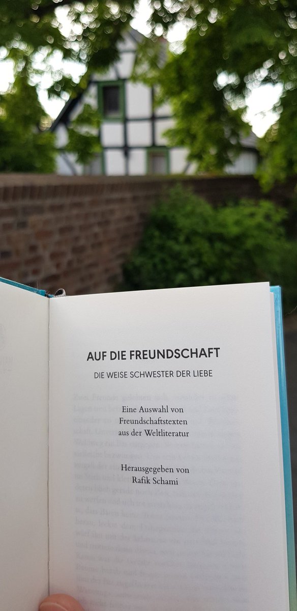 RZamonien's tweet photo. #Manesse Verlag https://t.co/wUfZ6F2Dq3
