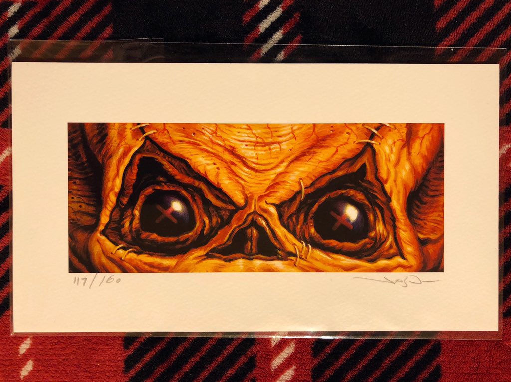 DannyMoring's tweet photo. I got some new #horror prints by @GhoulishGary and @jasonedmiston in the mail today!
#GhoulishGaryPullin #GaryPullin #Candyman #JasonEdmiston #TrickrTreat #trickrtreatsam #SamTrickrTreat #horrormovies #horrorfilms #horrorart #horrorartwork #horrorfans #horrorcollector #horrorfan https://t.co/o9zdiYnQsC