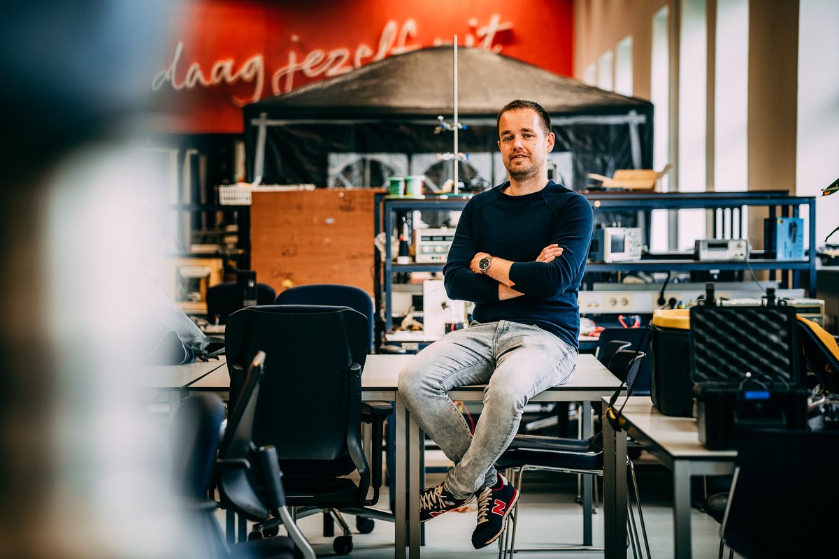 MarkV's tweet photo. Je heb: geweldige software voor het efficiënt inzetten en volgen van materiaal. 
Je ziet: dat de zorg haar mondkapjes distributie doet via e-mail. 
Je gaat: aan de slag! 

Ik interviewde Maarten Overeem 🔥

https://t.co/5Az2vdddGX

#smallgiants https://t.co/1uREQ2AgTR