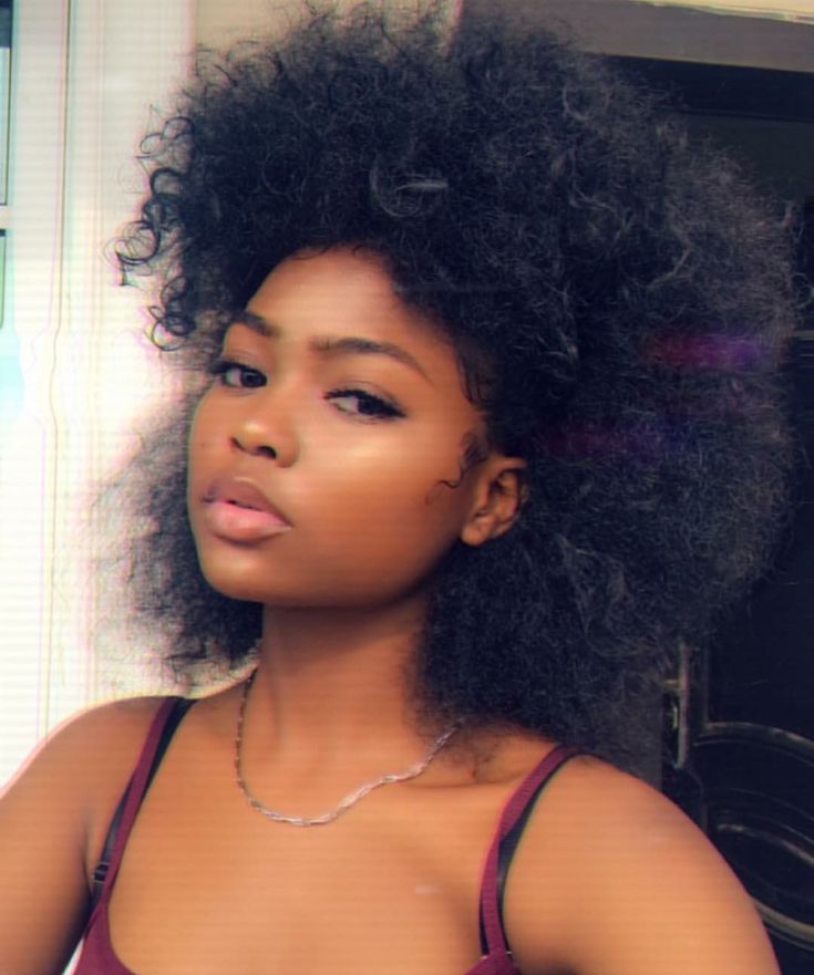 Bestmvle_Sjava's tweet image. #BussAMove Good Morning !! Like and rt if you like what you see!!