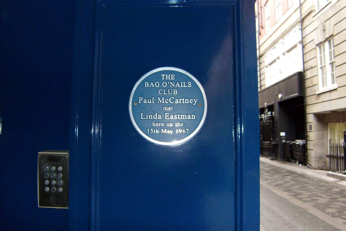 moodyman1956's tweet photo. #OnThisDay 15th May 1967 #PaulMcCartney #TheBeatles #FabFour met #LindaEastman at the Bag O'Nails club in Kingly Street #Soho #London. Me outside in 2013
@PaulMcCartney @ToursBeatles @BeatlemaniaUK @BeatlesRadio
@thebeatles #BagONails #KinglyStreet https://t.co/krm1M2p4md