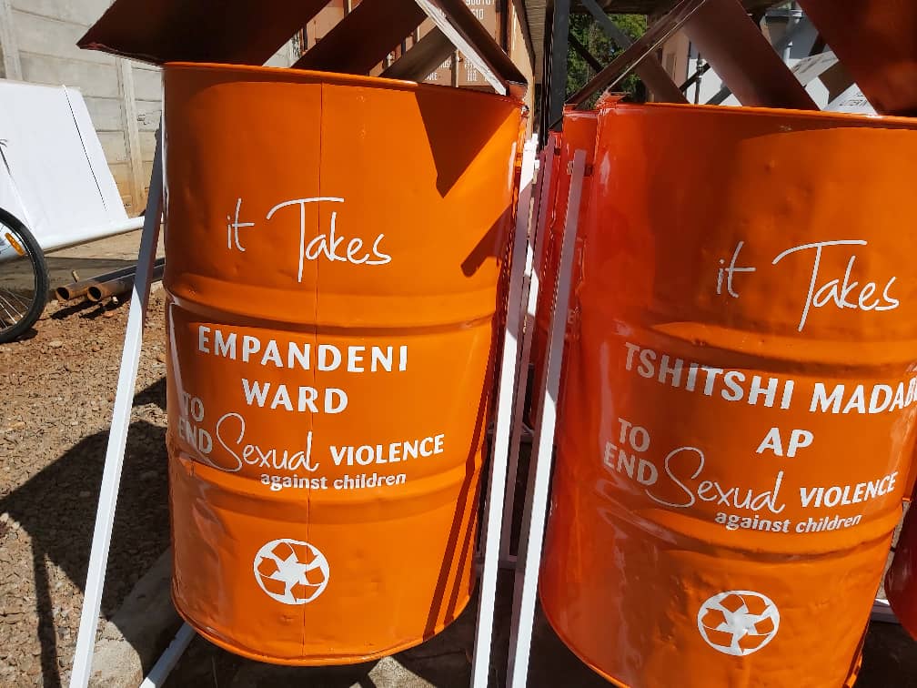 WorldVisionZim's tweet photo. 1./ Ending sexual violence against children is achievable, but it takes you and me to make it happen. Every child has the right to feel safe, as #WorldVisionInZim we are fully committed to protecting children against sexual violence... https://t.co/JKxLte7iJH