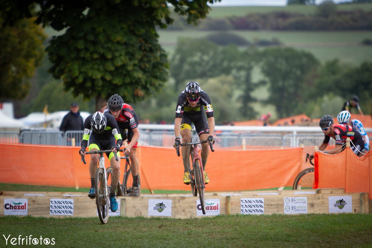 Ne pas être juste « consommateur » de compétition.
être « acteur » afin de se rendre compte de la difficulté d’être organisateur de course. 
direction Vittel pour les premières ébauches de la coupe de France Cx. Excité à l’idée de rendre cet événement « magique » 🤩