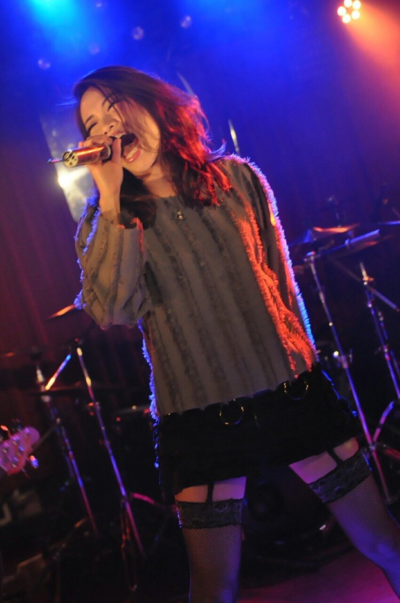 Rio_Suzuki_imo's tweet photo. このあいだ2年前の写真もらったんだけど、今の方が若く無い？笑
取り敢えず今の自分の方が内面も外見も好きです😛
今の自分が一番好きを毎年更新していきたいと思いました😎👌🌟 https://t.co/luNOWA6vnf
