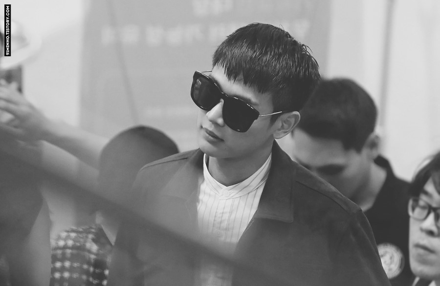 withmignon's tweet photo. 너는 모르겠지
내 마음속의 공사장에서
몇 번이고 허물어지다
이내 초고층 빌딩처럼
치솟는 감정이
너라는 사실을

[이서영/벽] https://t.co/vMkSqFltdZ