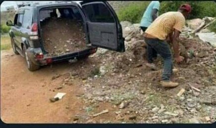 Lewybans1's tweet photo. Ndakapedzisira kupfeka short reshinda ndiri grade 1 kumusha, waisvika kuchikoro rakanyorova nedova remubani apo riine tsine...the struggle was real
#WorldCupOfFlagsmustfall https://t.co/vgg0YBG9RK
