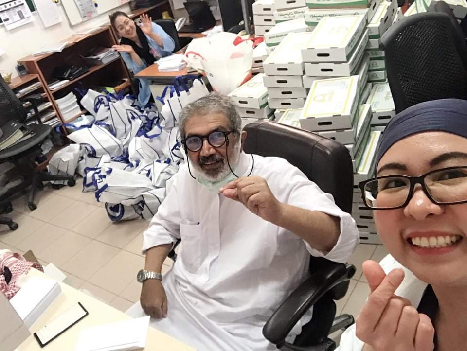 We're all on this together
fighting and sharing as one
sharing is caring 😍🙏☝💓