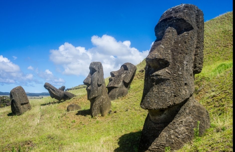 sallyethos's tweet image. Amazing #virtualflight from @ethosfarmUK over #Rapanui #easterisland #COVID19 #flights #simulator #aviation #airlinenews #Archaeology #aerialphotography #flying #AvGeek