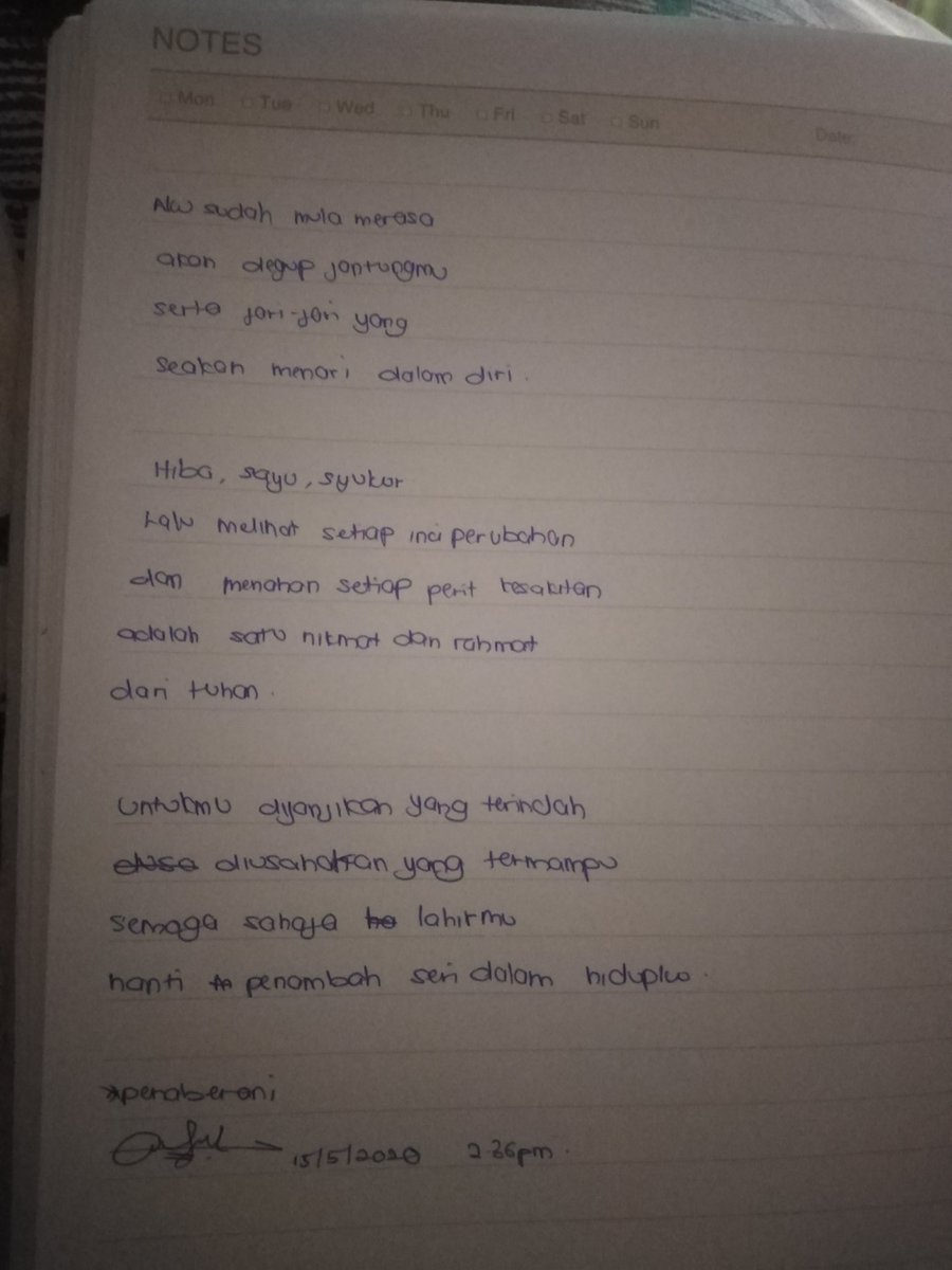 penaberani's tweet photo. seperti rama2 yang terbang
namum masih diam dalam dakapan
menunggu sahaja kau lahir
wahai si pelengkap kecil.

#penaberani https://t.co/sGzS8s7ZGW