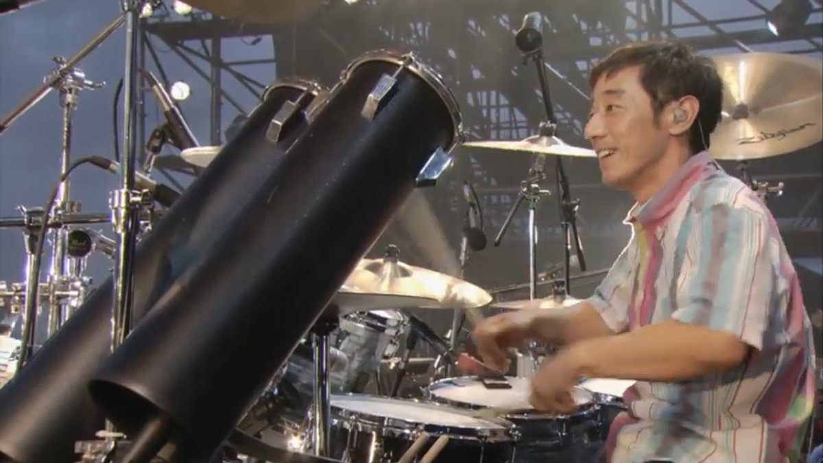 考える顔文字 涙がキラリ 演奏中の崎ちゃんのこの表情で ライブの雰囲気とか風とか温度とか湿度が伝わってきて胸にグッときた 崎山龍男最高だぞ好き スピッツ 横浜サンセット 考える顔文字 涙がキラリ 演奏中の崎ちゃんのこの表情で ライブの雰囲気とか風とか温度とか湿度が伝わってきて胸にグッときた 崎山龍男最高だぞ好き スピッツ 横浜サンセット