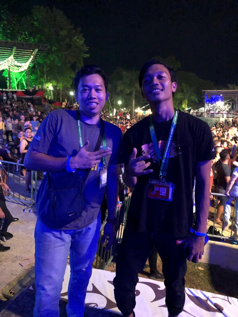 azizpaparazi's tweet photo. #trowback2019
#rwmf2019
#SCV https://t.co/o2hf2lhAzd