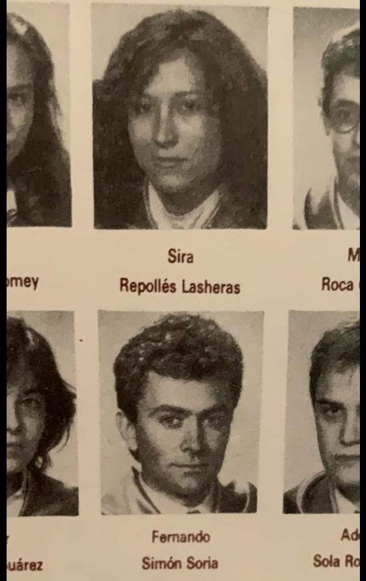 Quién hubiera dicho que el destino y una pandemia, iban a unir de nuevo los caminos de estos dos licenciados en <a href="/MedUnizar/">med_unizar</a> . Ánimo y apoyo a Fernando Simón para sobrellevar estos difíciles días y enhorabuena y suerte a Sira Repollés en el desempeño de su nuevo cargo #GenteUnizar