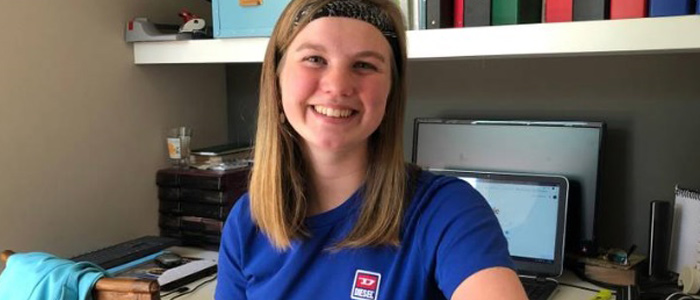 HAVO-5 leerling Emy wordt gevolgd door de NOS! Emy van Oss, eindexamenleerling van het Strabrecht College, is een van de leerlingen uit het NOS-project 'De Eindexamenklas'. 

omroepbrabant.nl/nieuws/3200131…