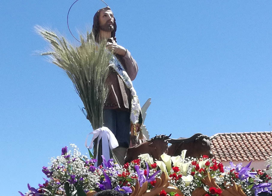 Hoy celebramos la Festividad de San Isidro en Villacañas.
Patrón de los agricultores, a los que hoy felicitamos especialmente.
Habrá que esperar al año que viene para volver a sacar al Santo y celebrar su fiesta.