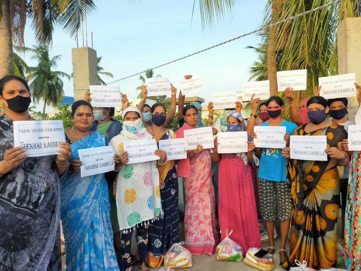 cinemarangam's tweet photo. Director @sekharkammula Provides basic essentials to Transgender community across #Andhrapradesh state.
He also urges others to come forward to help them during this #Lockdown period. https://t.co/4ebHjnvaBX