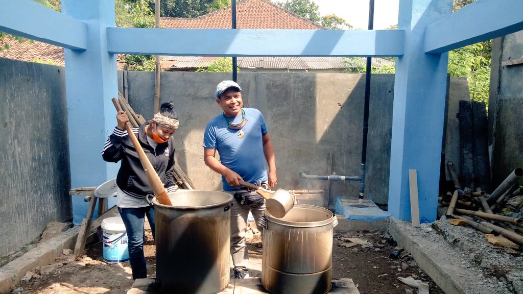 Nyangu sareng naheur cai <a href="/desa_rawalele/">Desa Rawalele</a> <a href="/kotaSUBANG/">IG kotasubang</a> @KicauSubang <a href="/kabarsubangcom/">Media Kabar Subang</a> @Subang_Jawara