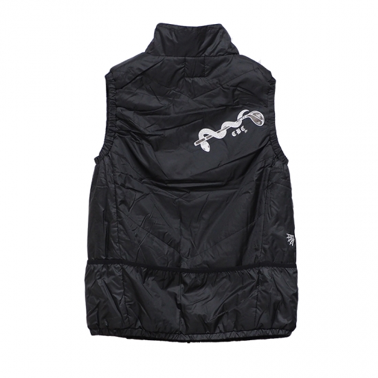 CenturionBoyz's tweet photo. 【軽くて丈夫なナイロンベスト】
◆NYLON VEST
CODE : CBC-006
SIZE：M～2XL
COLOR：BLK
MATERIAL : ナイロン100% (裏地 : ポリエステル100%)
#centurionboyzclub #cbcgolf #nylonvest #ak69 
Online Shop ↓↓↓
https://t.co/7j6kCTRIc4 https://t.co/Q9Hr4iBQkS